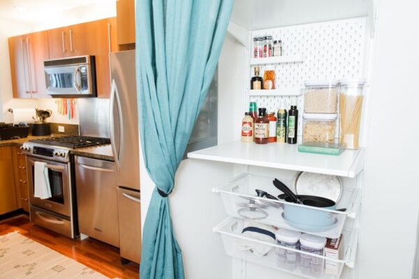 How to Keep a Tidy Fridge and Pantry for a Organized Kitchen